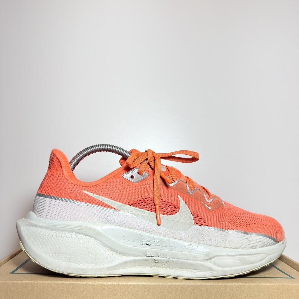 Nike ZoomX Vaporfly Next 2 Men Size 9 Orange White Marathon Running Shoes Used